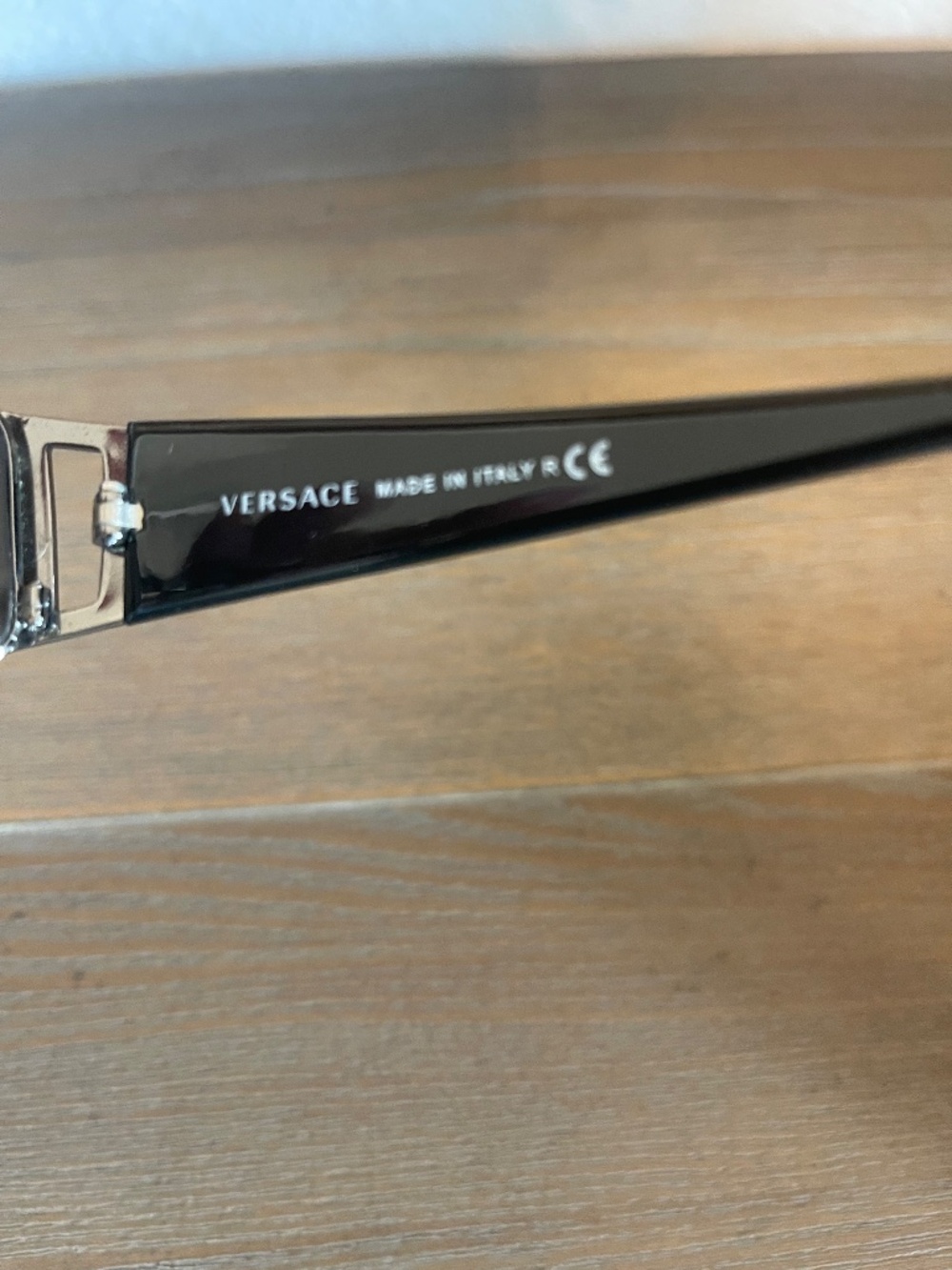 Versace MOD 2021 1001/11 Gunmetal Medusa Greek Key Sunglasses Mens Womens 60-15 - Picture 5 of 7